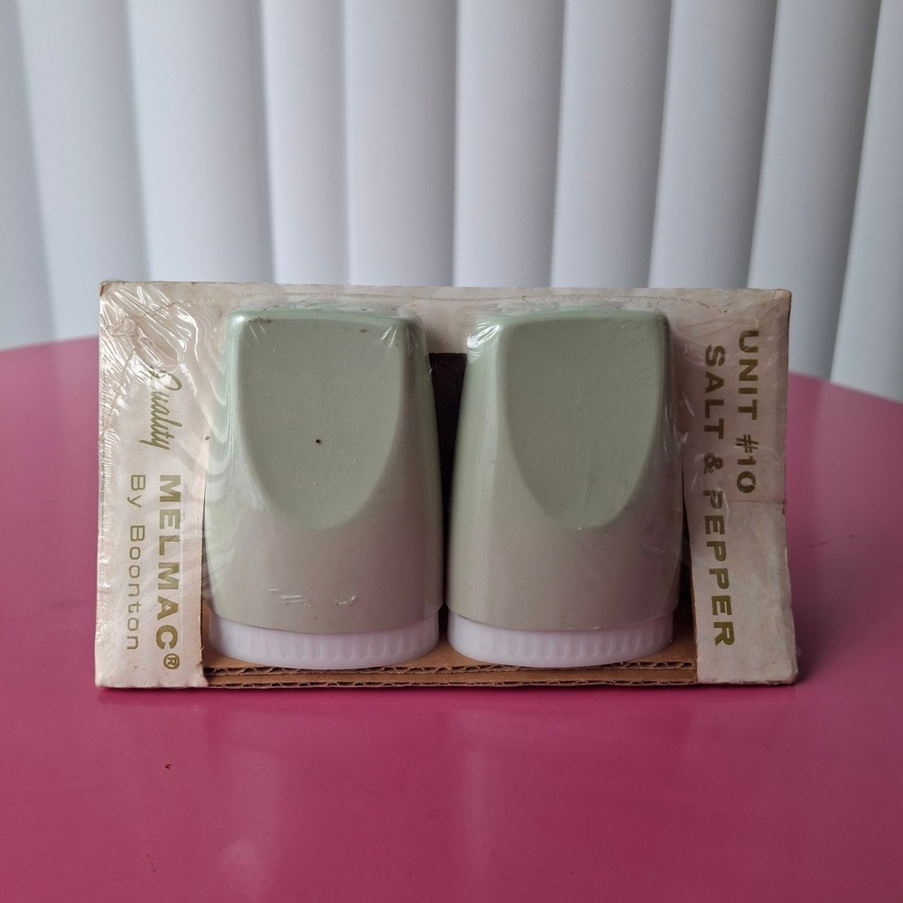 Vintage Boonton Melmac Salt Pepper Shakers Unit 10 Sage Green MCM New 8550-000